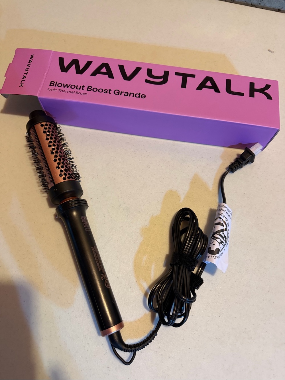 WAVYTALK Blowout Boost Grande Ionic Thermal Brush β Pink/Black